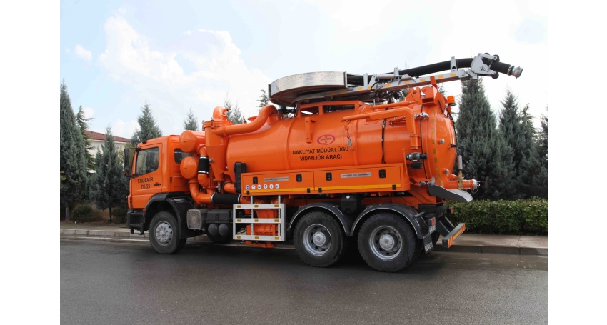 Vacuum Tanker